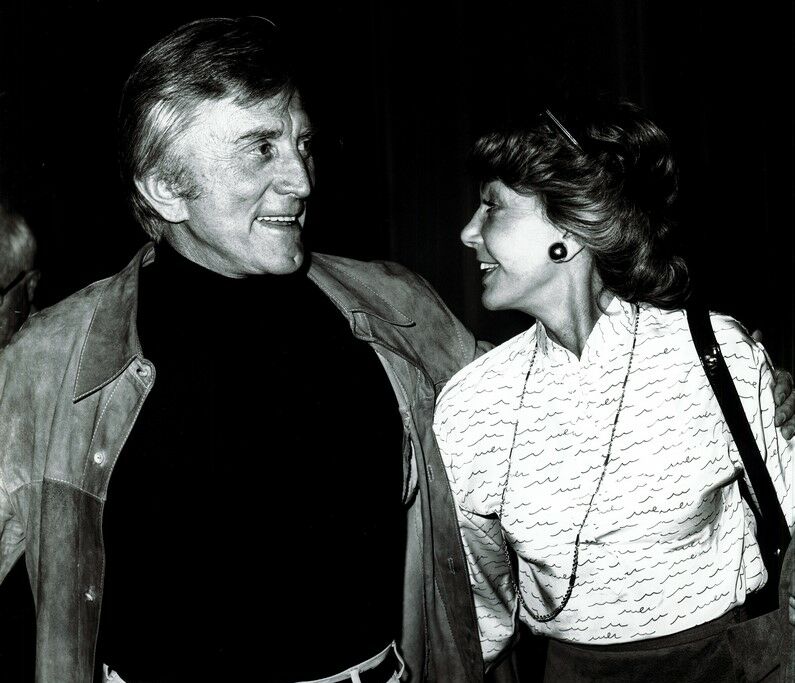 Kirk Douglas et Anne Buydens, ©Mario Gurrieri , DR