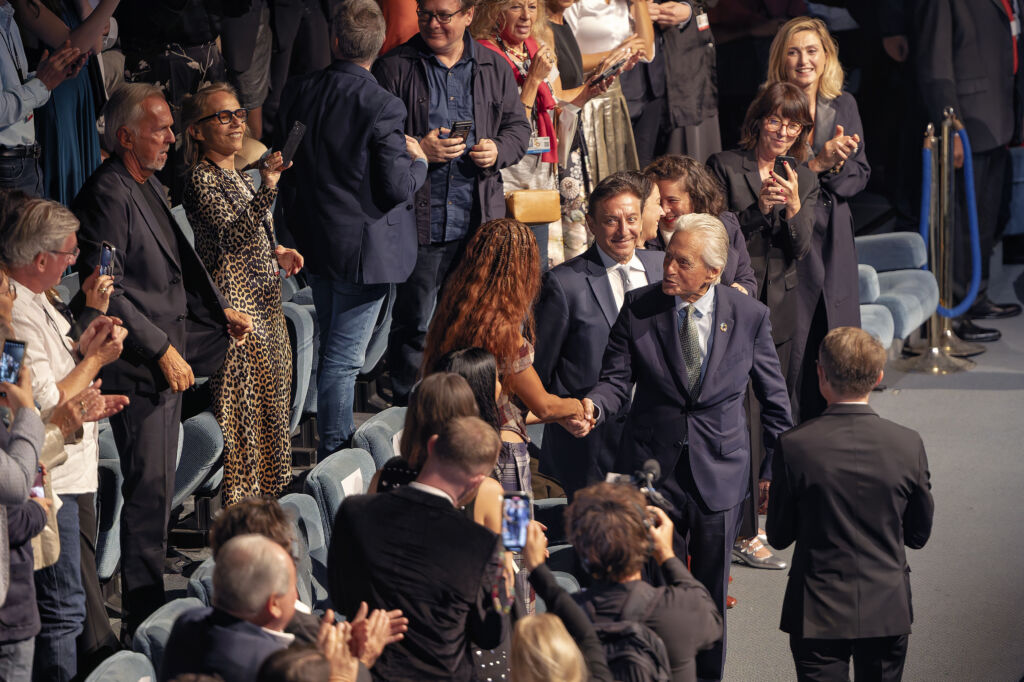 Malia Ann et Michael Douglas 
©Jacques Basile