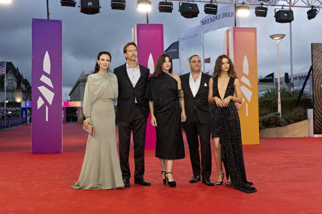 Images of Sunday, September 8